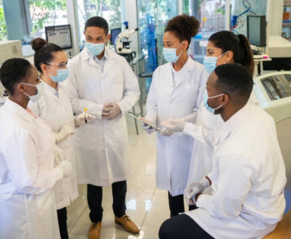 EverBella team of scientists